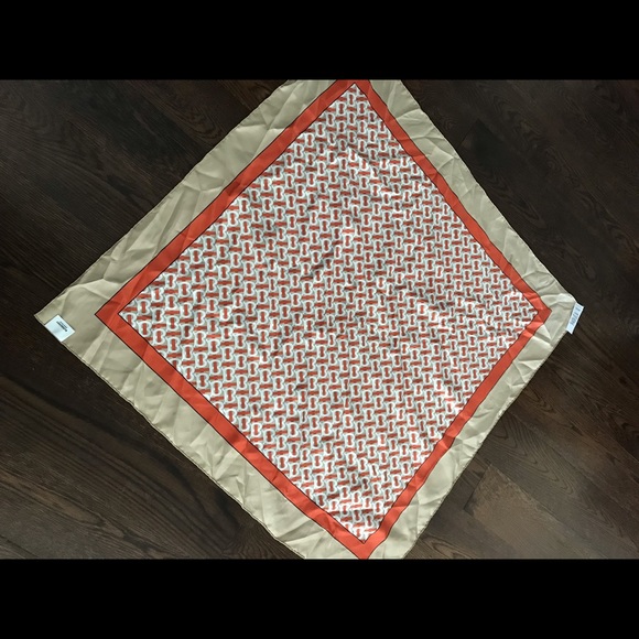 BURBERRY NEW Monogrammed Square Silk Scarf - Picture 7 of 7